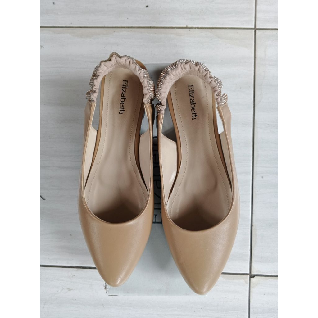 sepatu sandal wanita Elizabeth warna cream