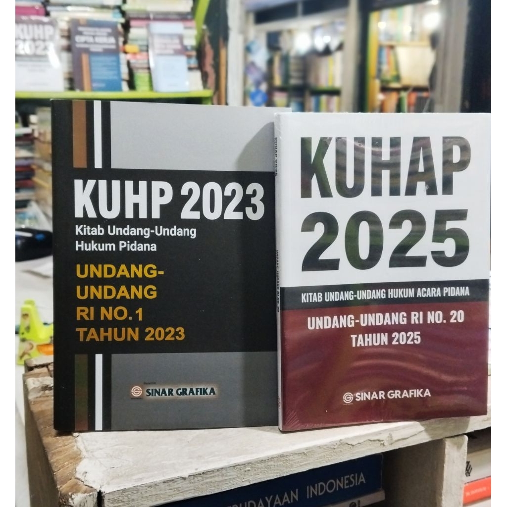 Paket 2 Buku KUHP Baru dan KUHAP terbaru lengkap