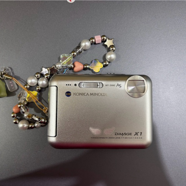 Digicam Konica Minolta Dimage x1