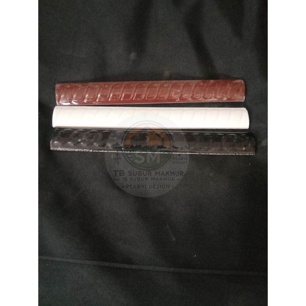 Bon-Bon / Kuku Macan Keramik 20 cm