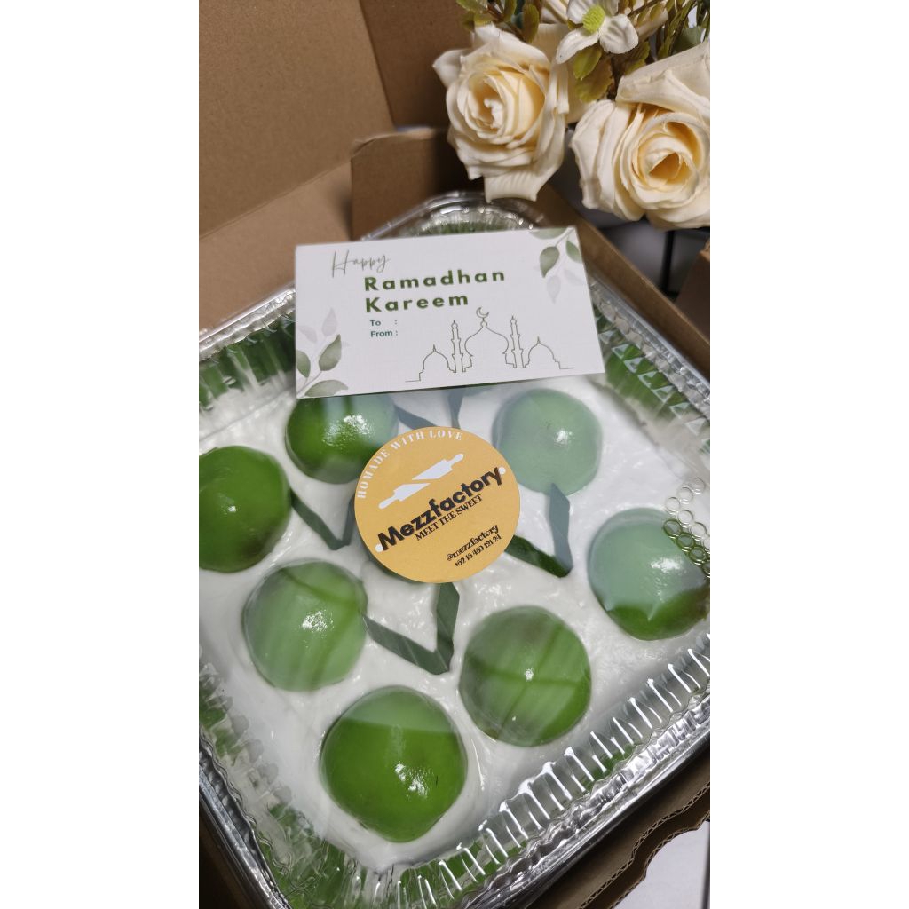Hampers Bugis Mandi Pandan / Putri Mandi / Badak Berendem / Kue Bugis Pandan
