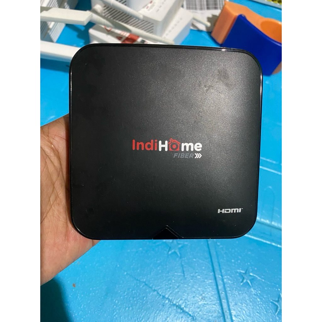 STB HG680-FJ ORIGINAL