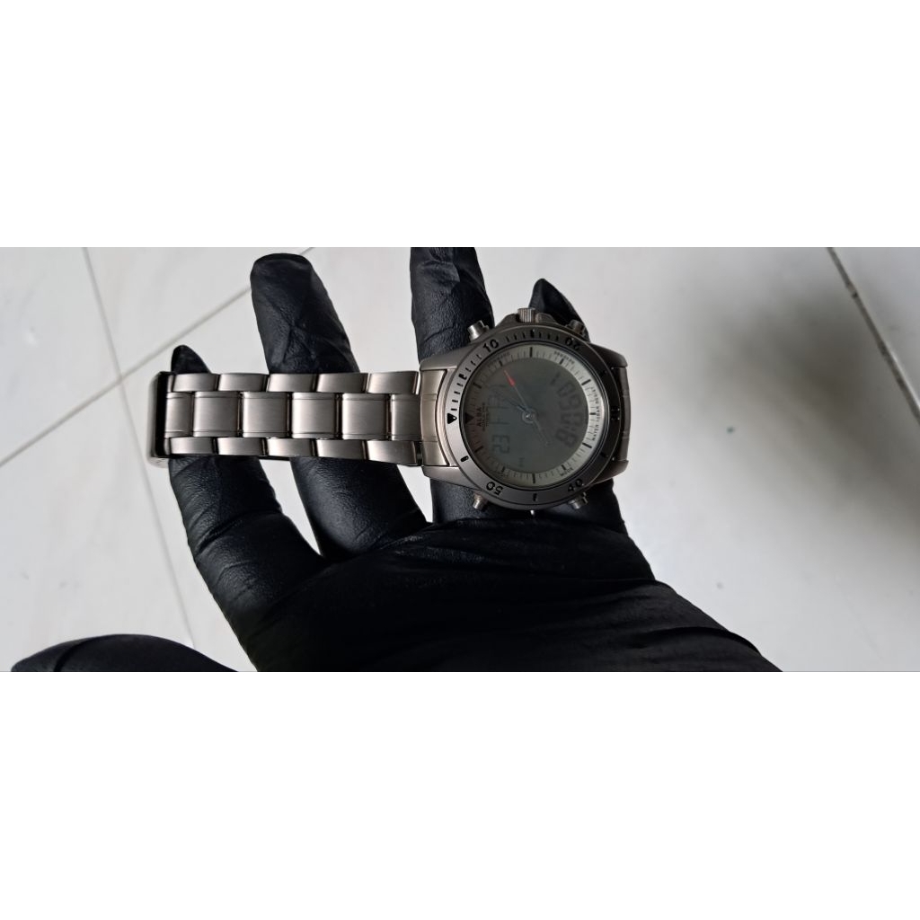 Rare Vintage Jam tangan ALBA NX04-0AD0 Titanium JDM
