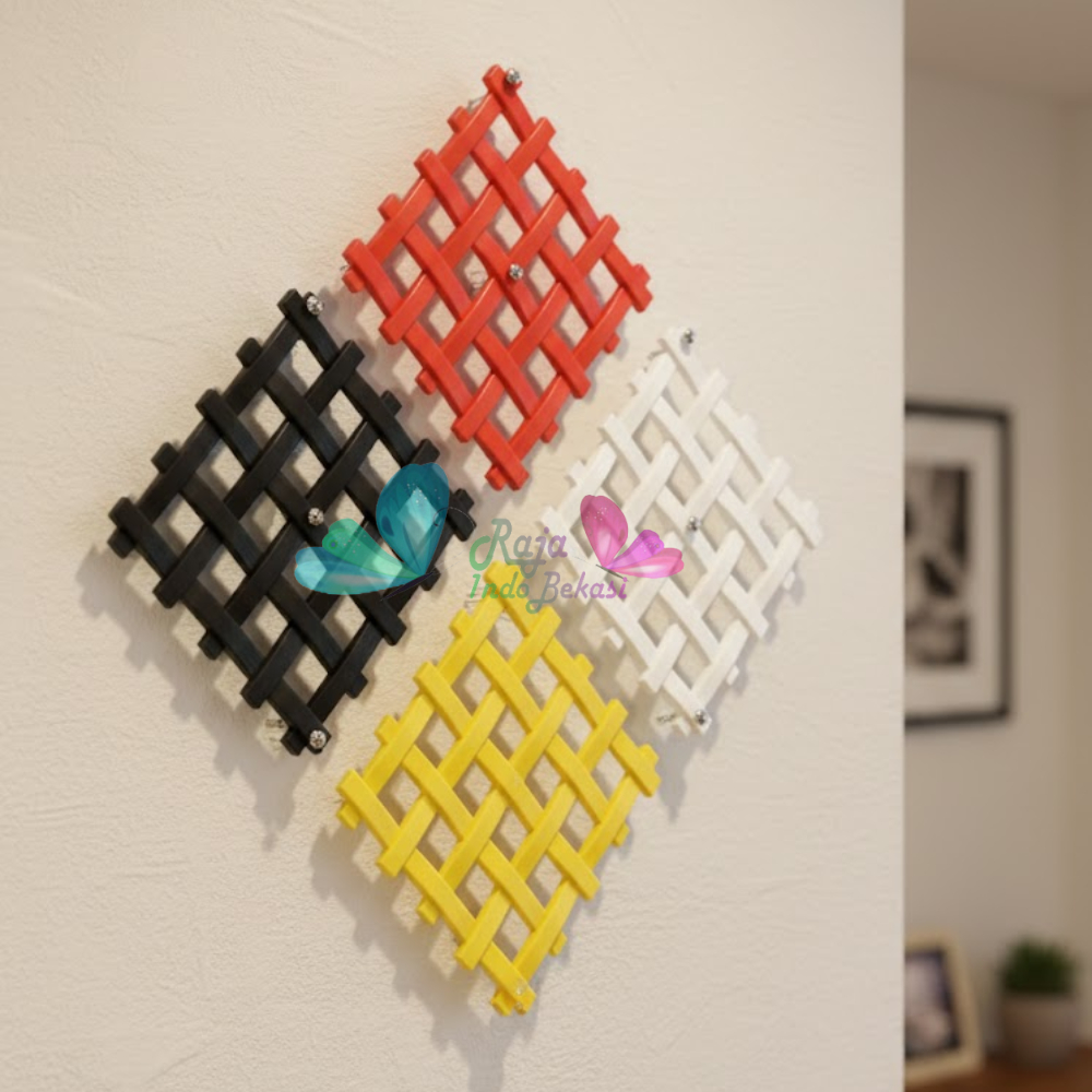 Pagar Wajik Harmoni Coklat Ornamen Bunga Vas Wajik Pagar, Jaring, Rambatan Plastik Ukuran Kecil Seda