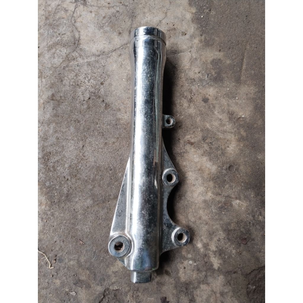 tabung skok kanan FizR