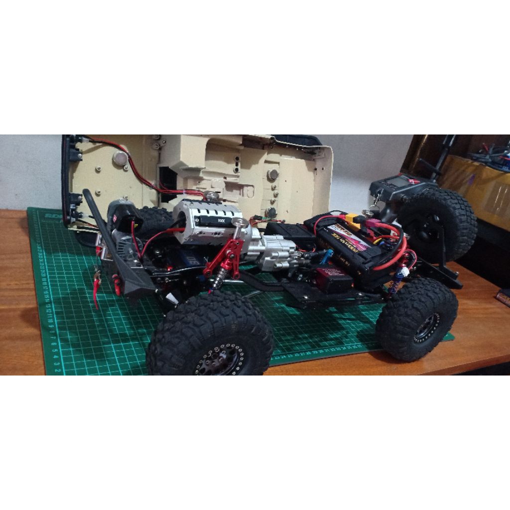 RC Adventur Rubicon KYX chassis V8