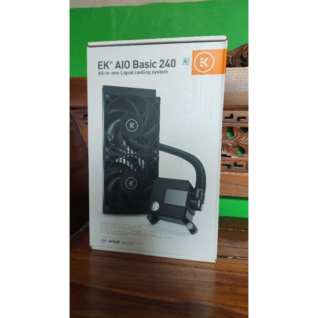 EKWB Basic AIO 240 + Fan Gamdias Noctus ARGB