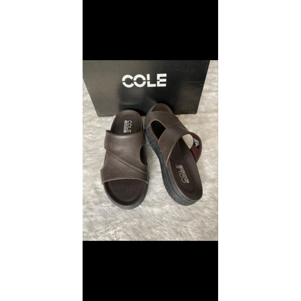 sandal cole pria