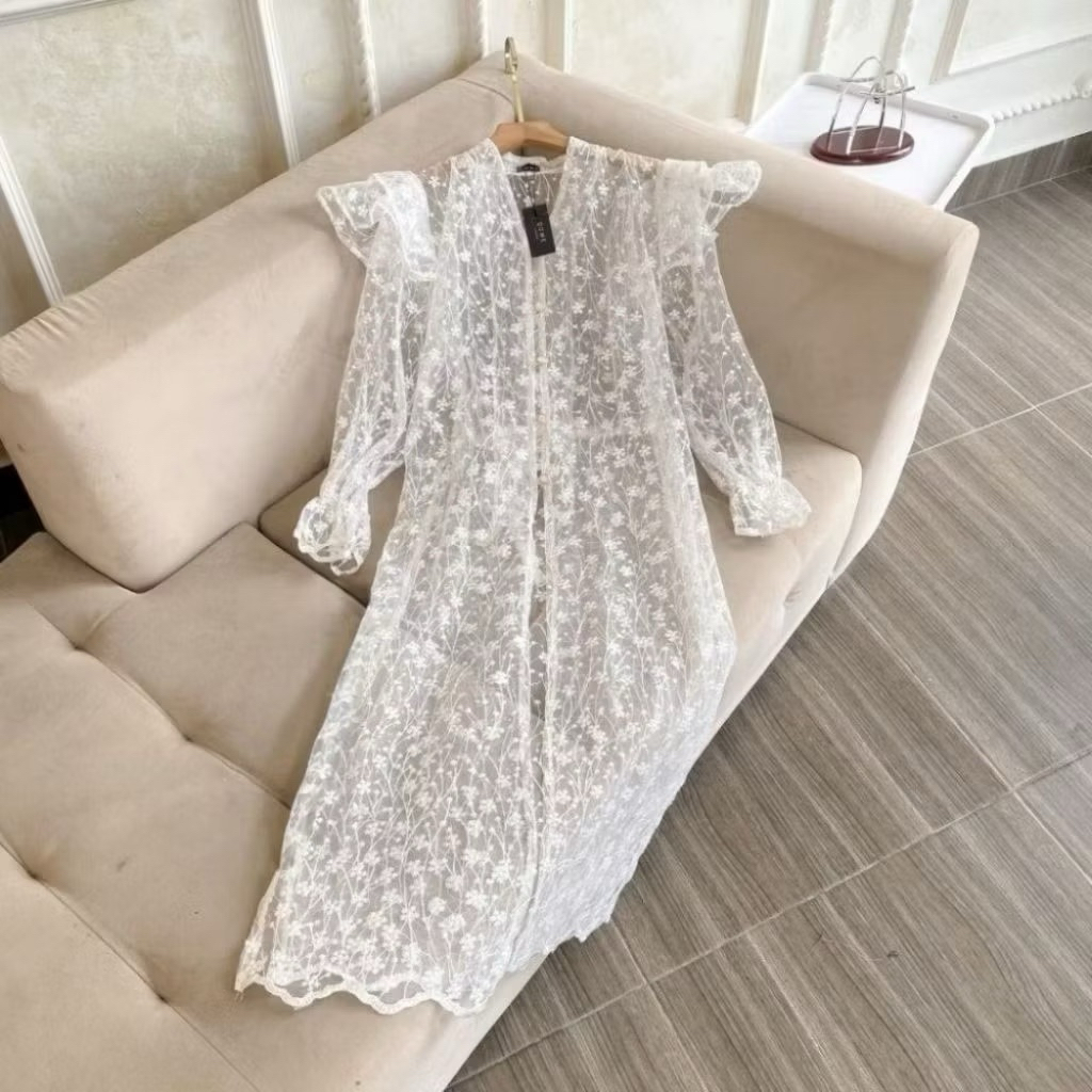 Tania Outer. Outer brokat tunik. Outer tunik brokat putih untuk hari raya. Outer kondangan