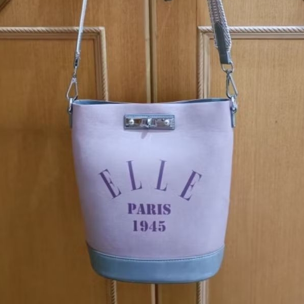 (PRELOVED) BACA DESC ELLE Paris Original 100% Tas Slingbag Pink