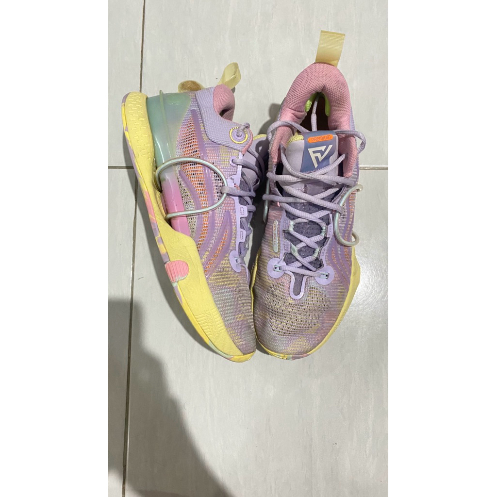 sepatu basket li ning speed8