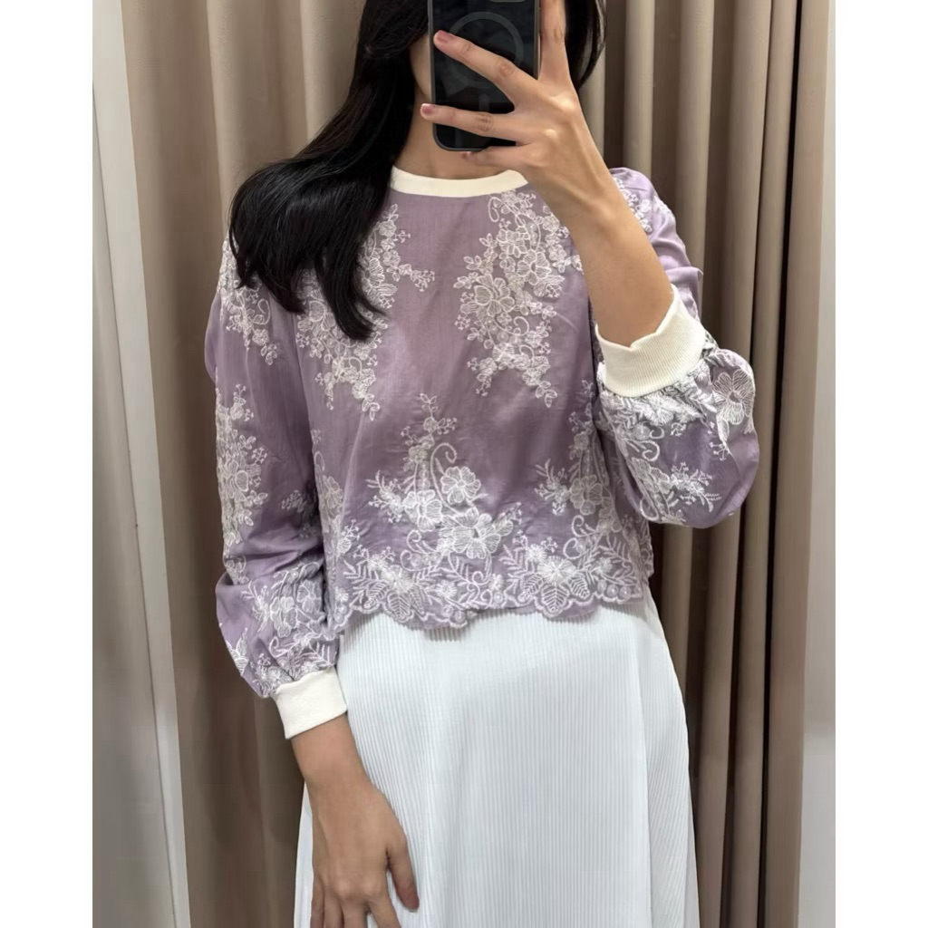 Noona - JANICE Embroidery Top Blus Atasan Renda Katbol Katun Bolong Bordir