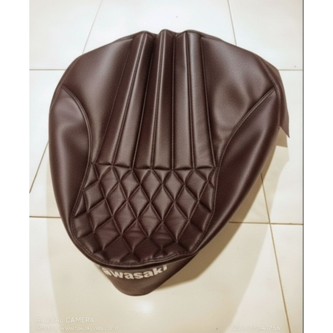 Sarung Jok Motor W175 Pres Wajit + Japs – Kulit Jok Kawasaki W175 Elegan