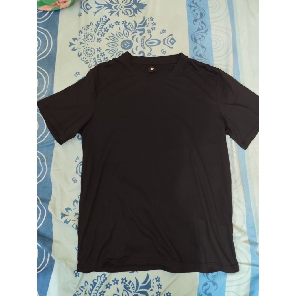 T-shirt Hitam Polos Baru
