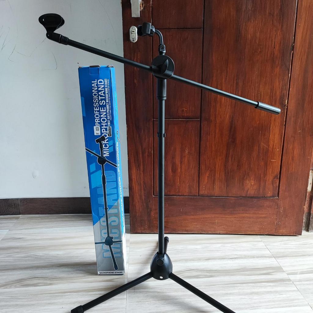 Stand Cagak Mic Panjang FirstClass F03 F 03 Plus Holder HP Tripod Stand Microphone Stand Mic Berdiri