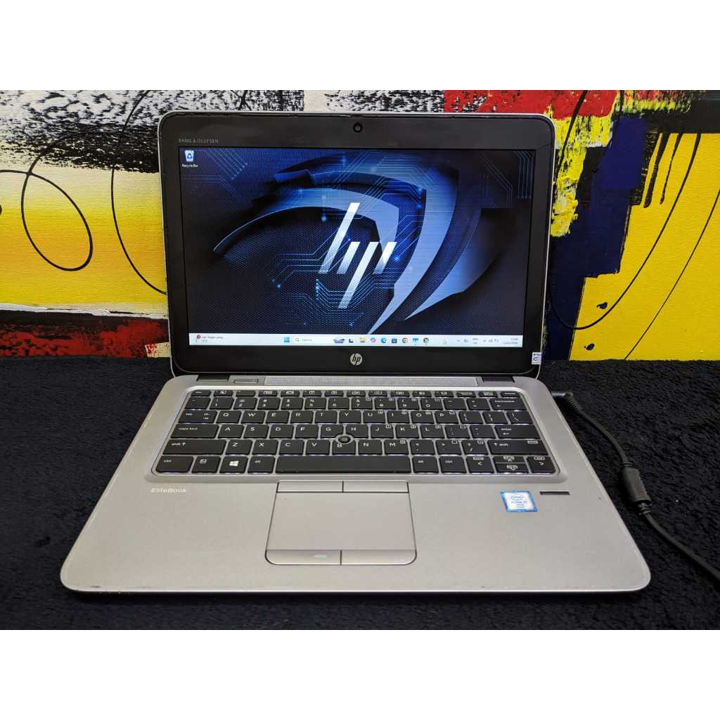 Laptop HP Elitebook 820 G3 Core i7 6600U 8/128 Siap Pakai