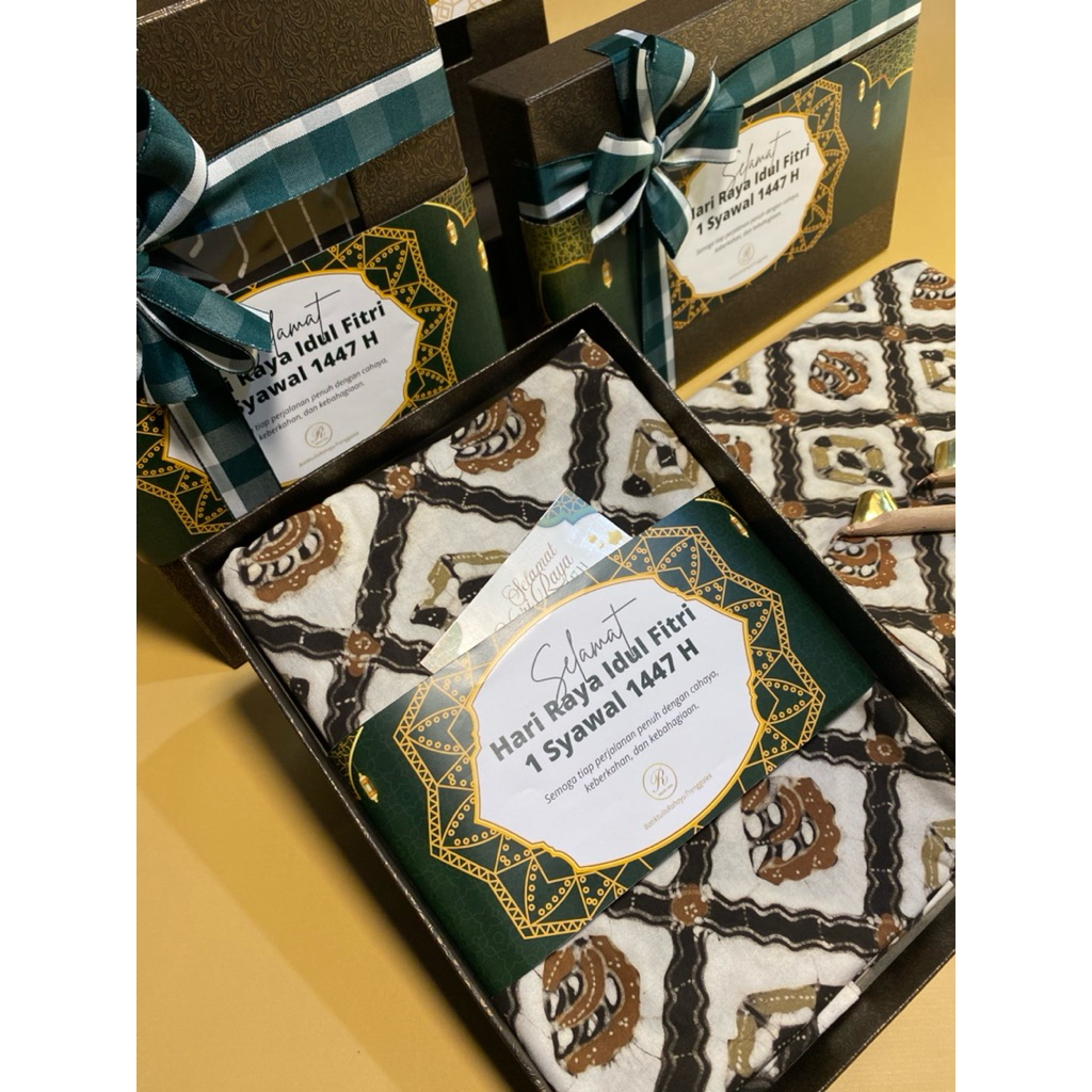 [HARDBOX HAMPERS LEBARAN BATIK TULIS RAHAYU] hard box, box kado, box sarimbit, kotak kado