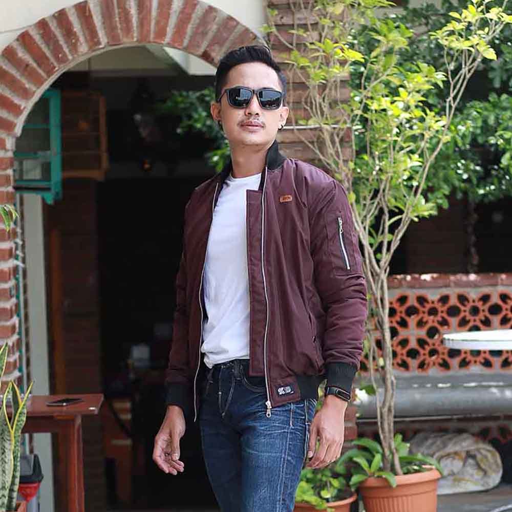 Jaket Bomber Merah Marun Pria KZR 978