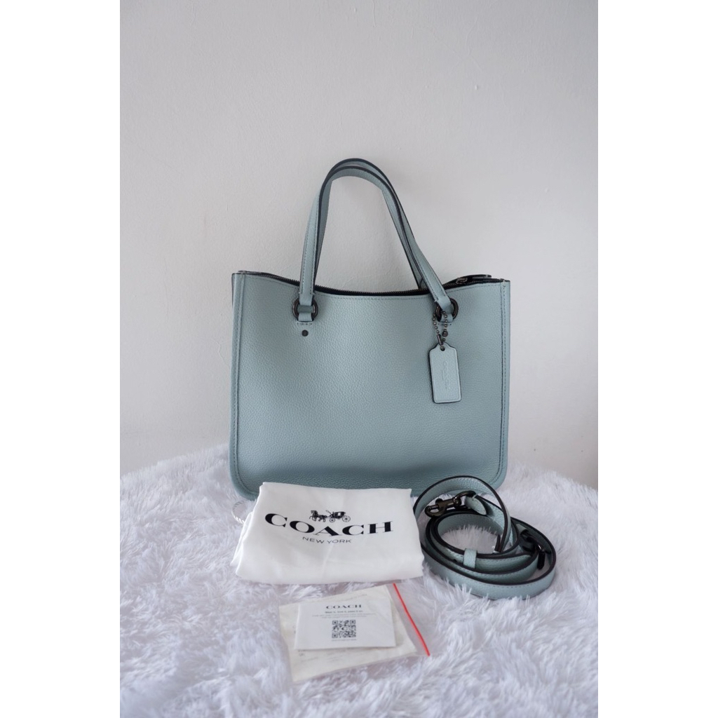 Coach Tyler  Carryall 28