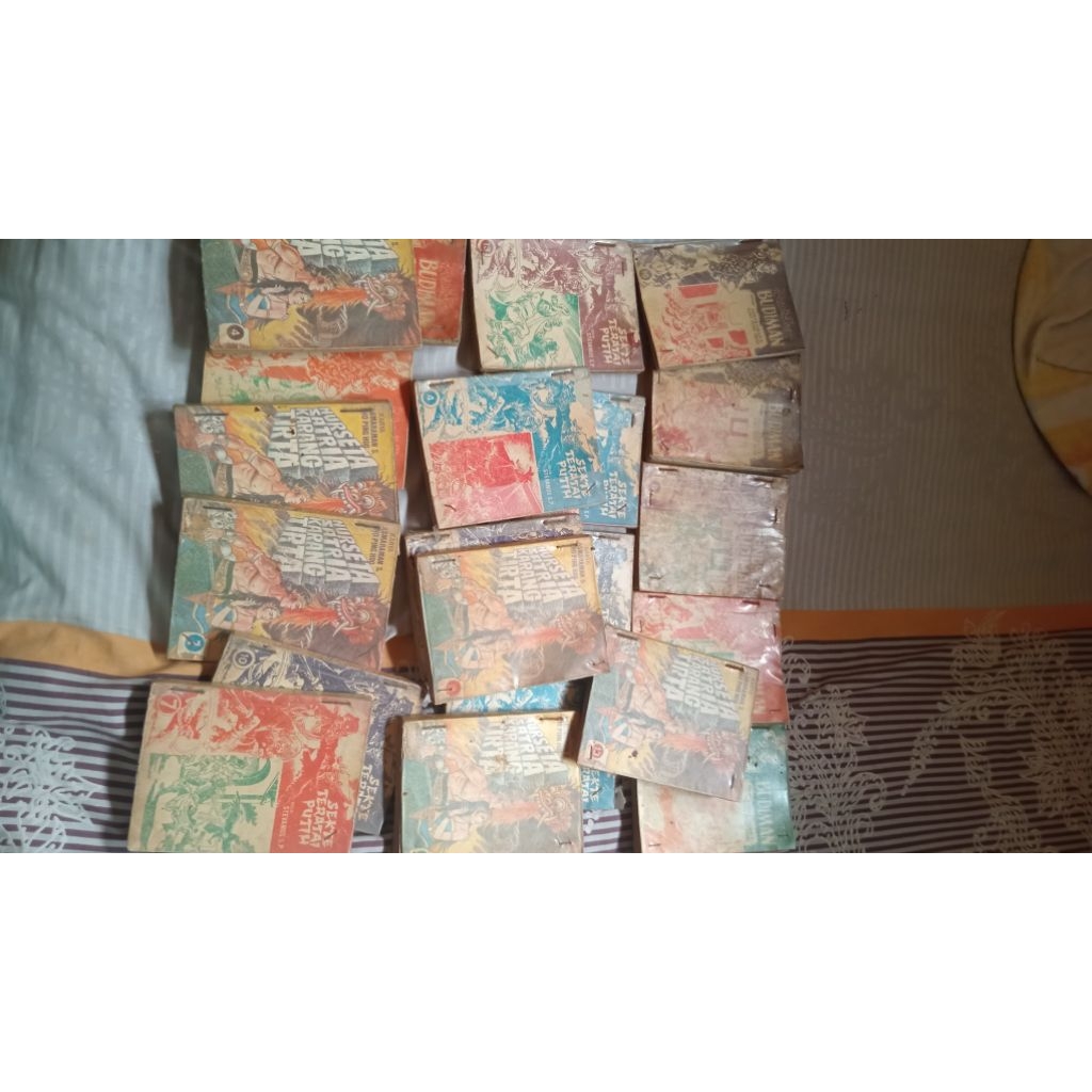 [PRELOVED] BUKU SILAT/CERITA LAWAS RANDOM