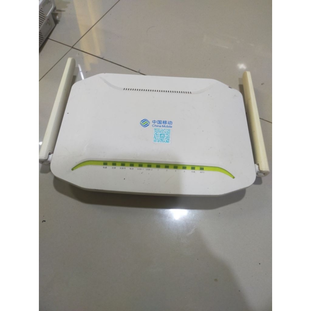 modem wifi / router fiberhome HG6821M