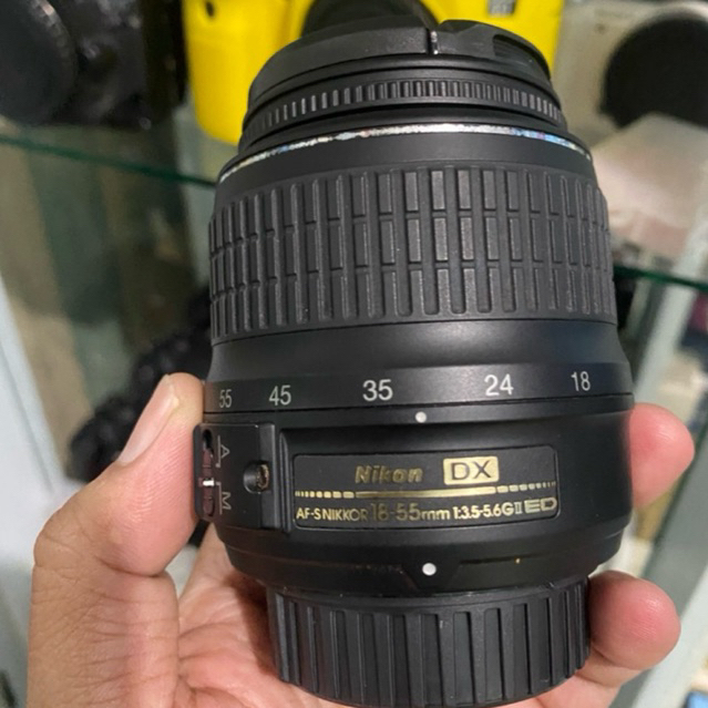 Lensa Kit DX AF-S Nikkor 18-55 mm