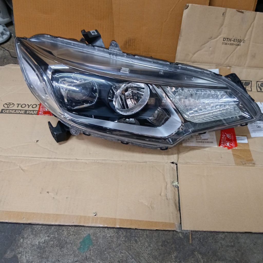 headlamp Honda jazz GK5 2016-2018