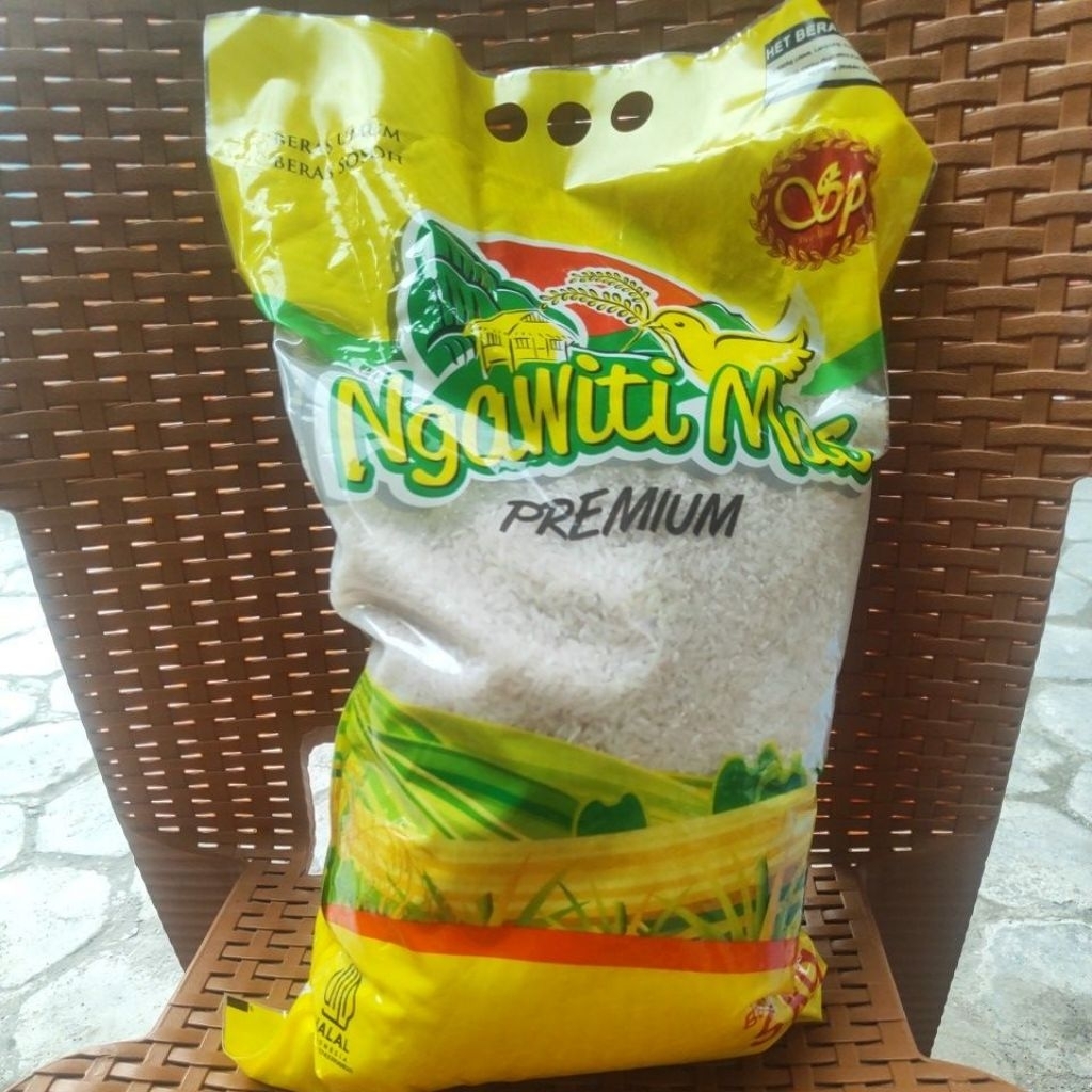 Beras Premium Ngawiti 5 kg - Pulen, Putih, Aroma Wangi