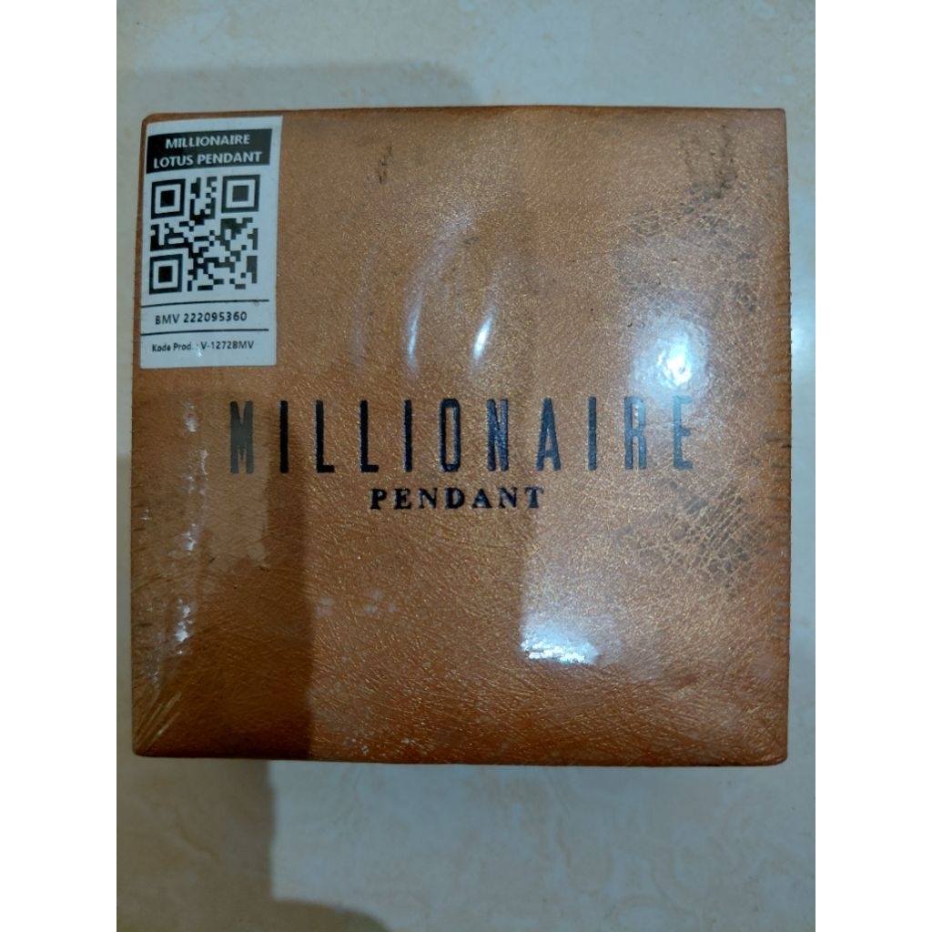 Kalung Millionaire Lotus Pendant