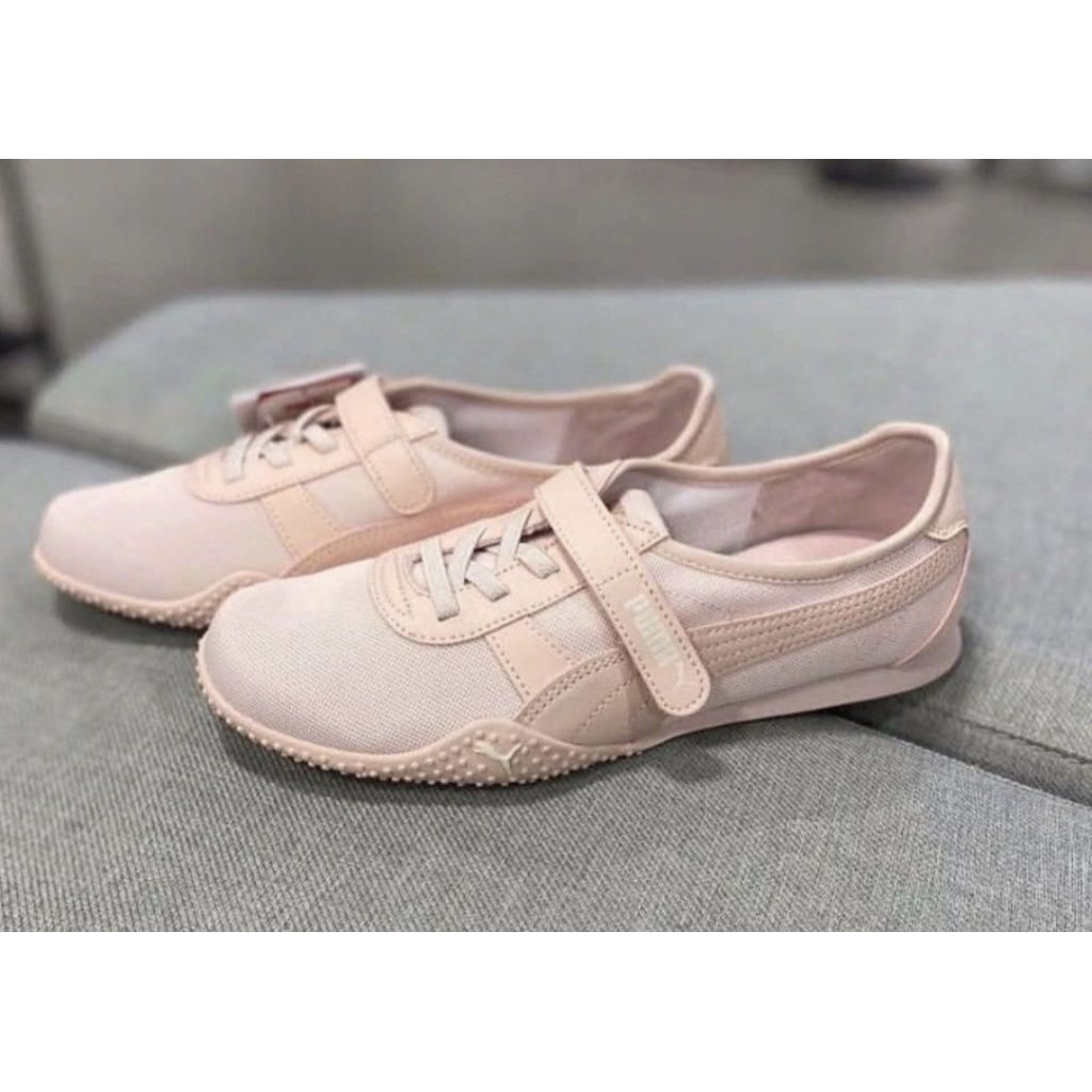 Puma women sneakers