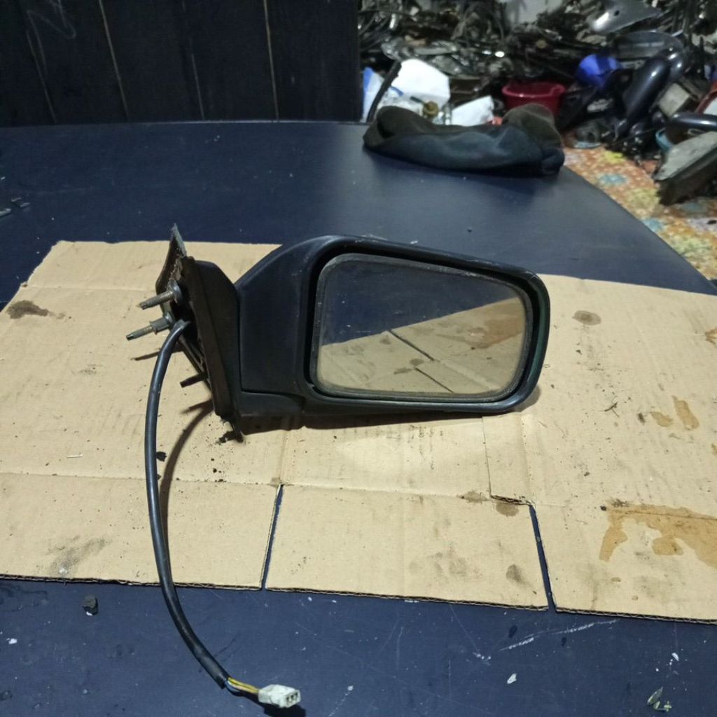 spion mitsubishi lancer dangan kanan