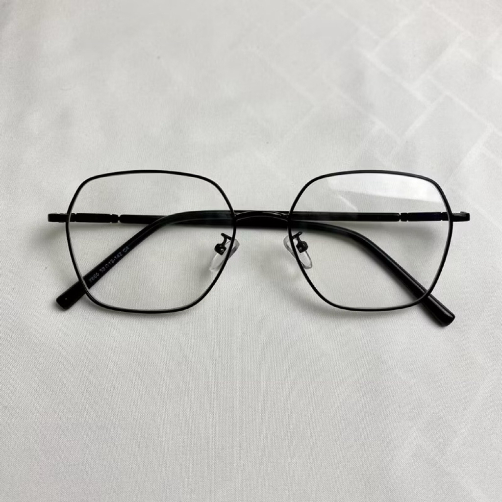 kacamata segi segi lima