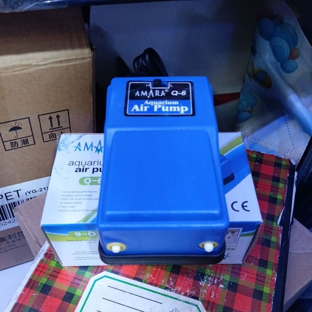 Mesin Aerator Pompa Udara Aquarium Amara Q-6 lubang 2