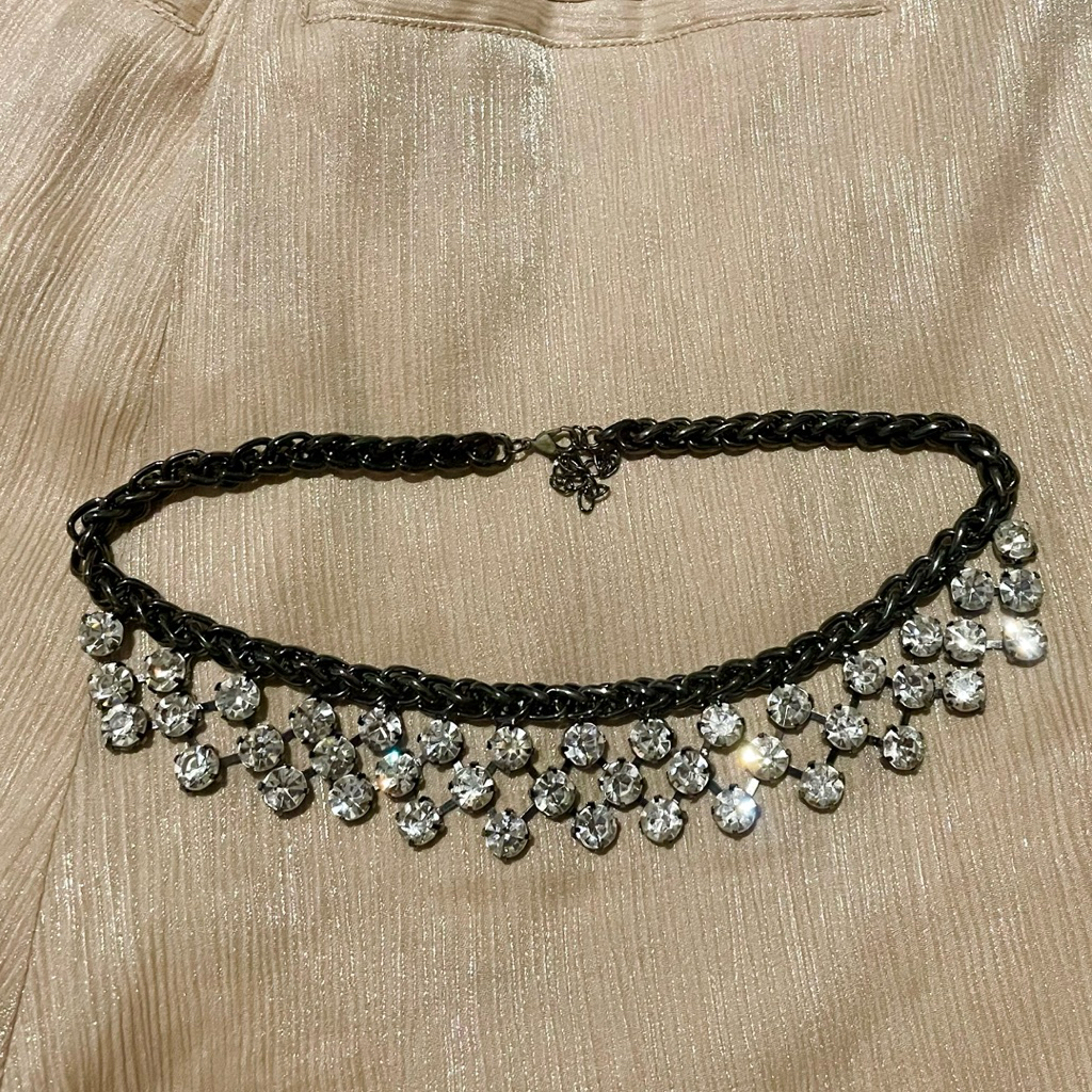 Rhinestone Necklace Choker Dark Gray Metal Chain Clear Stone Charms (Kalung Blink Choker Wanita)