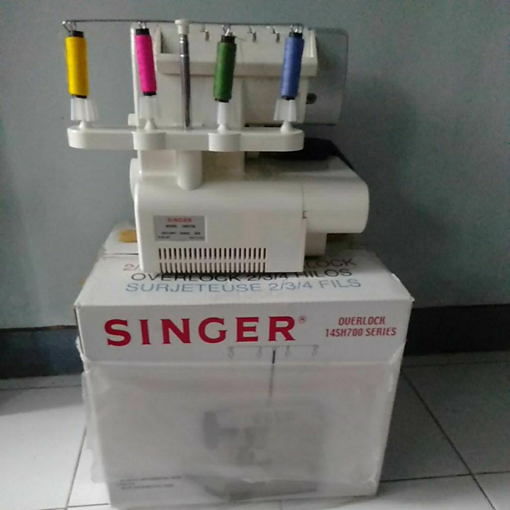 mesin Obras portable Singer 14SH754