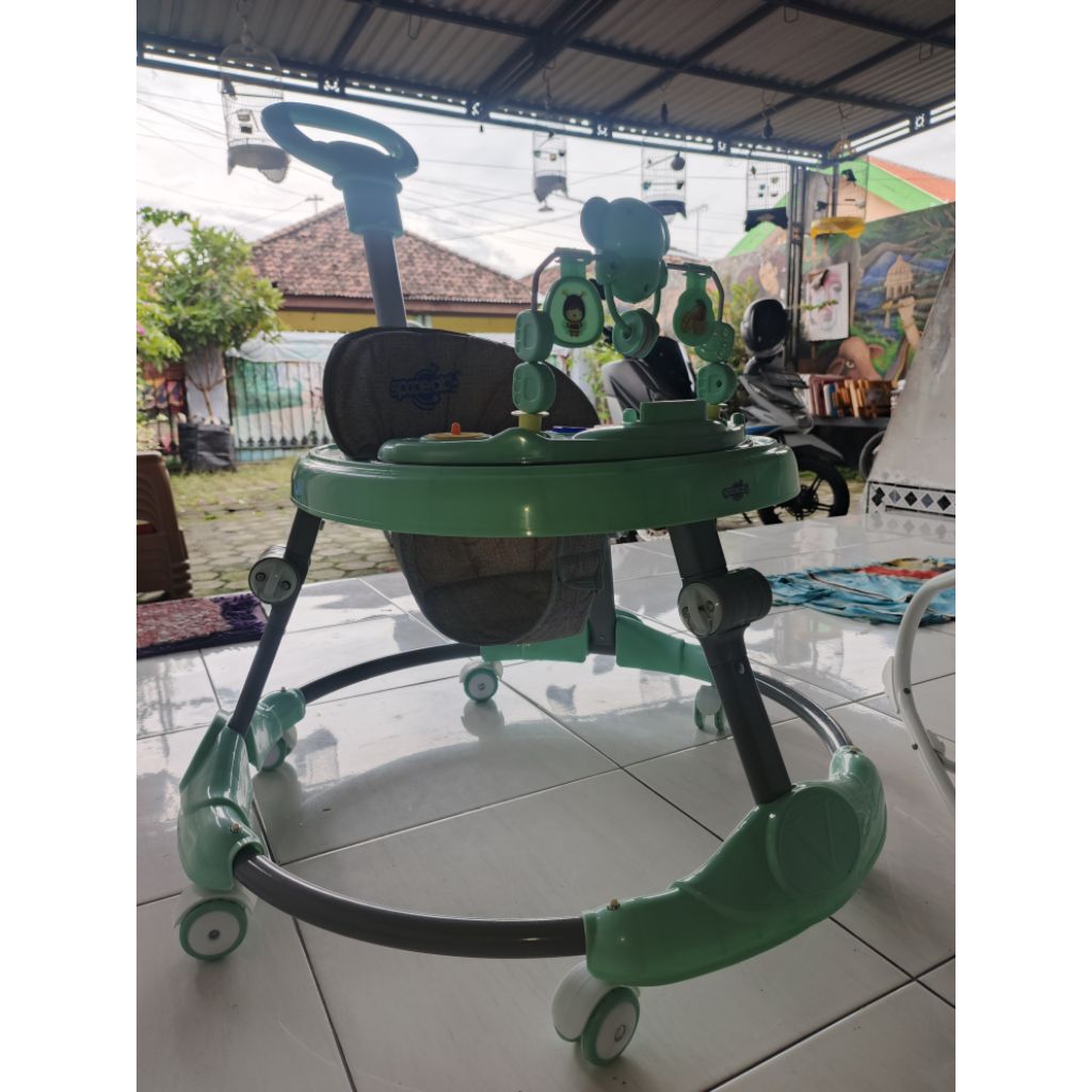 BABY WALKER/APOLO (PRELOVED)