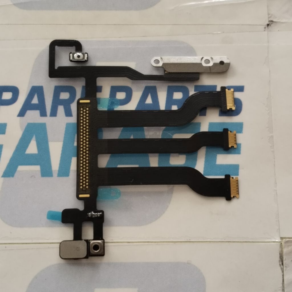 FLEKSIBEL LCD IWATCH3 42MM GPS ORIGINAL