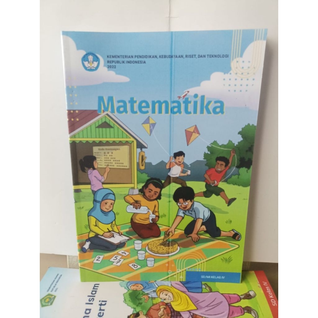 buku matematika kelas 4 SD penerbit Mendikbud BSE tahun 2022