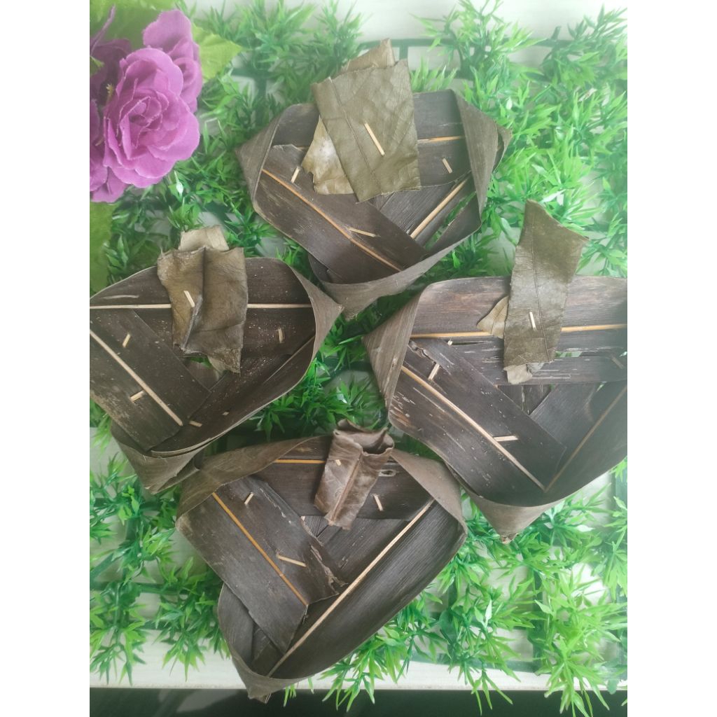 Tatakan segehan/tangkih/segehan/ituk ituk/perlengkapan/upacara