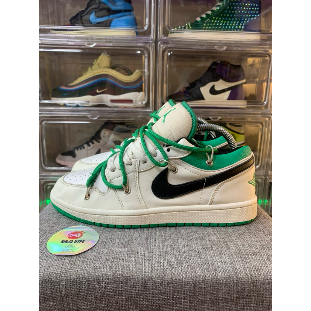 AJ 1 LOW LUCKY TUMBLED LEATHER OFF WHITE , SEPATU , SHOES , SNEAKERS