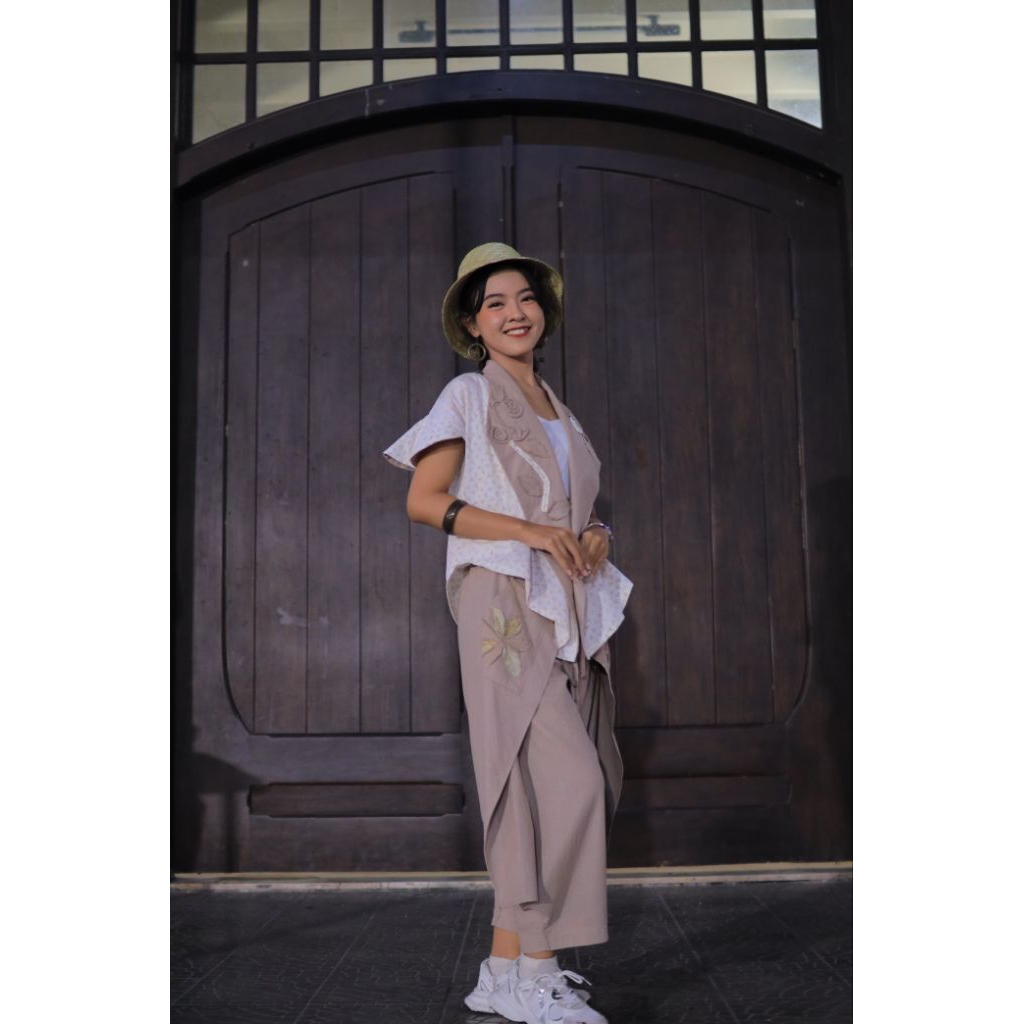 Tulinprasetyo Moonlight Collection Blazer X Celana Harem style