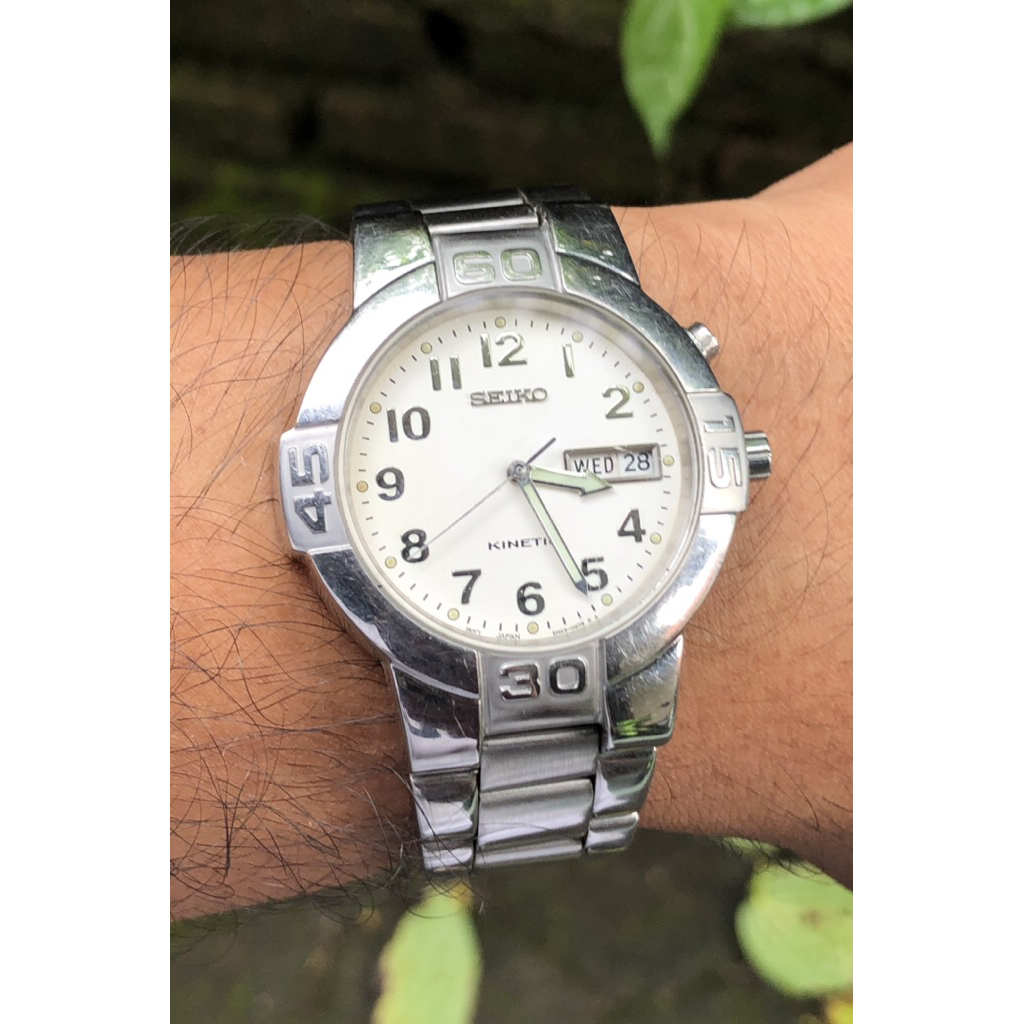 seiko kinetic military dial