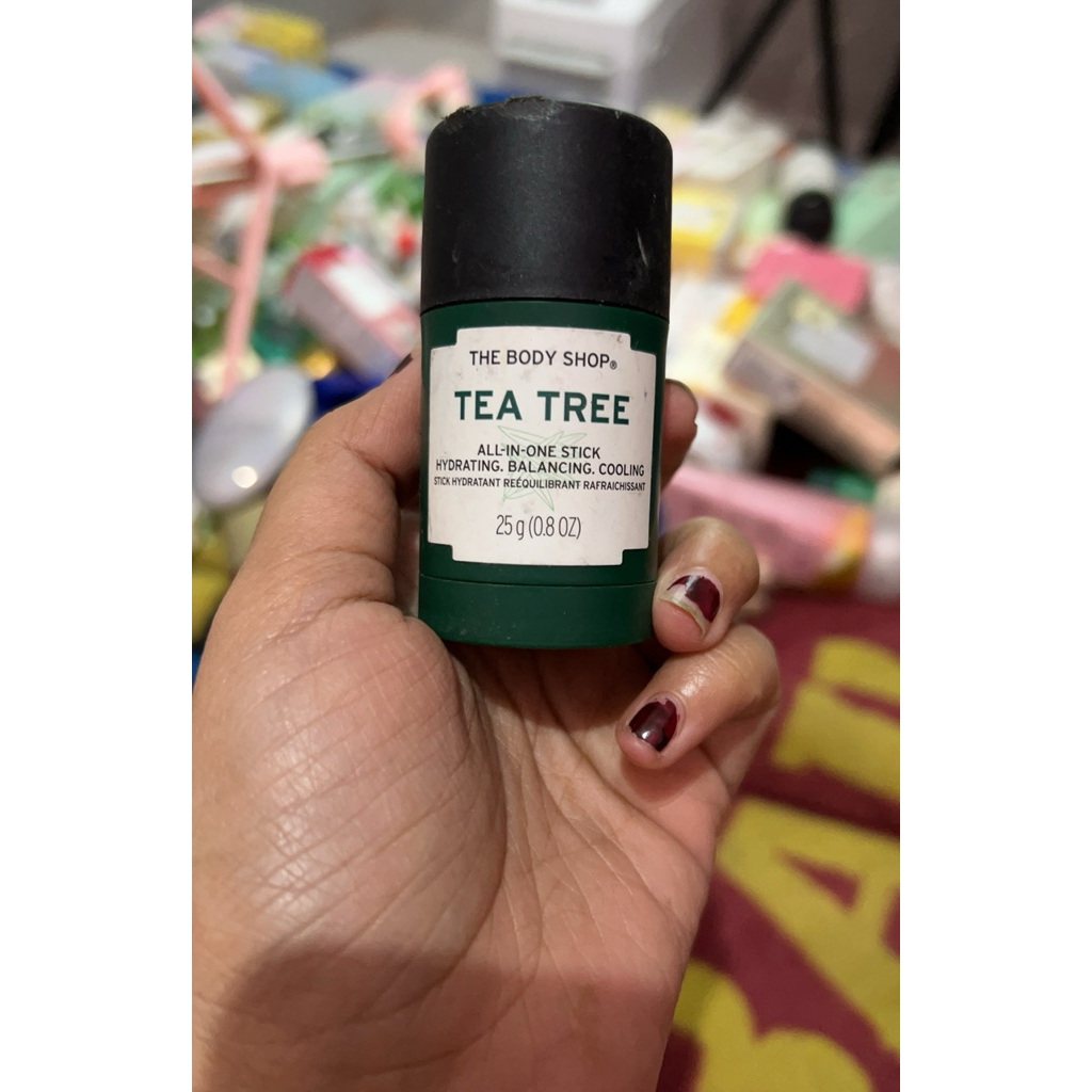 the body shop tea tree pelembab