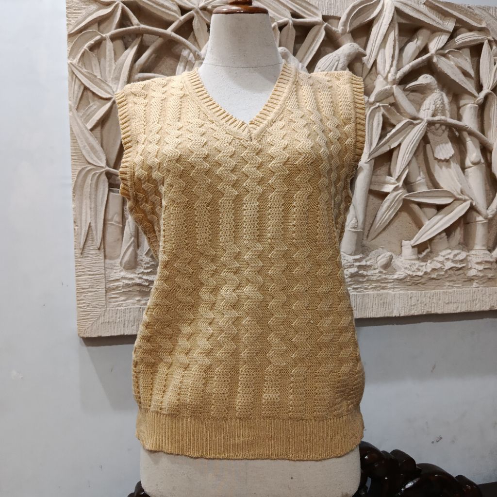 Vest / Rompi / Vest Rajut / Rompi Rajut