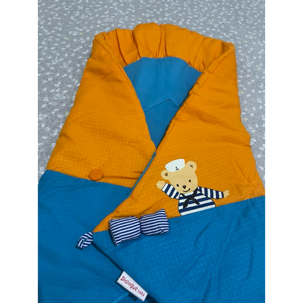Selimut bayi dialogue baby preloved , selimut bayi preloved , barang bayi preloved , baby blanket