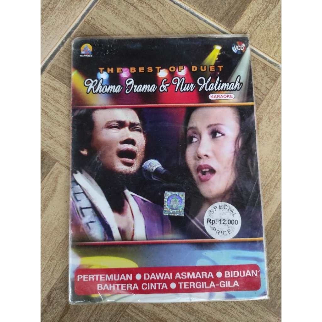 VCD the best of duet RHOMA IRAMA & NOER HALIMAH