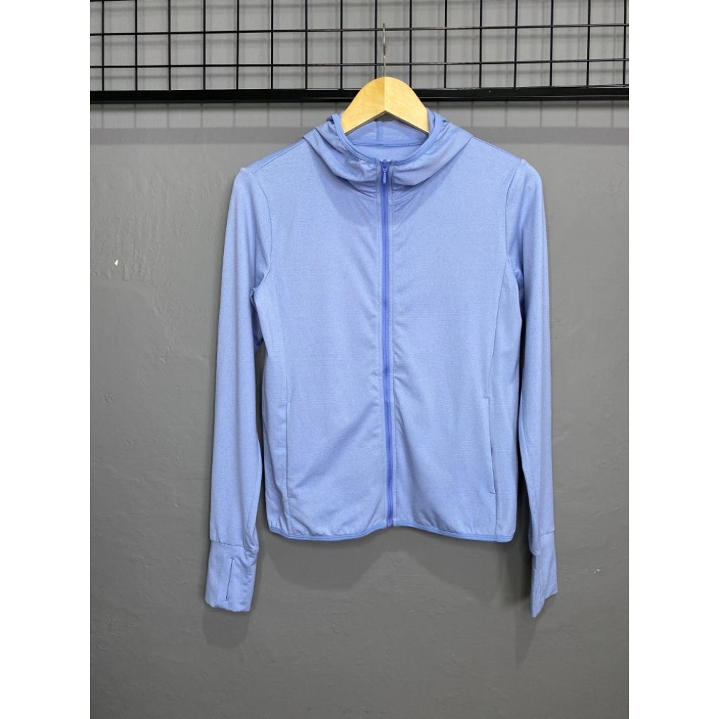 UNIQLO AIRISM UV CUT JAKET