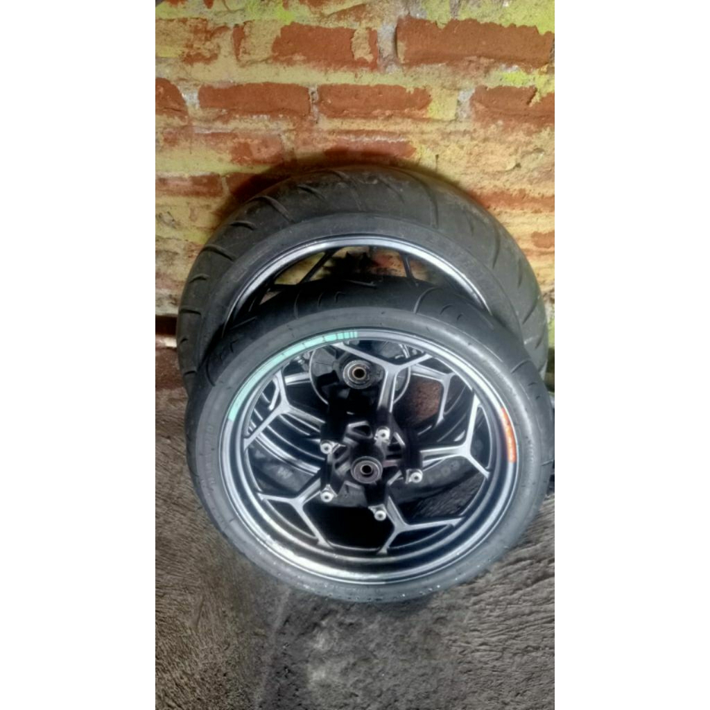 Plek Depan Belakang Set Ban Copotan Kawasaki Ninja 250 Fi