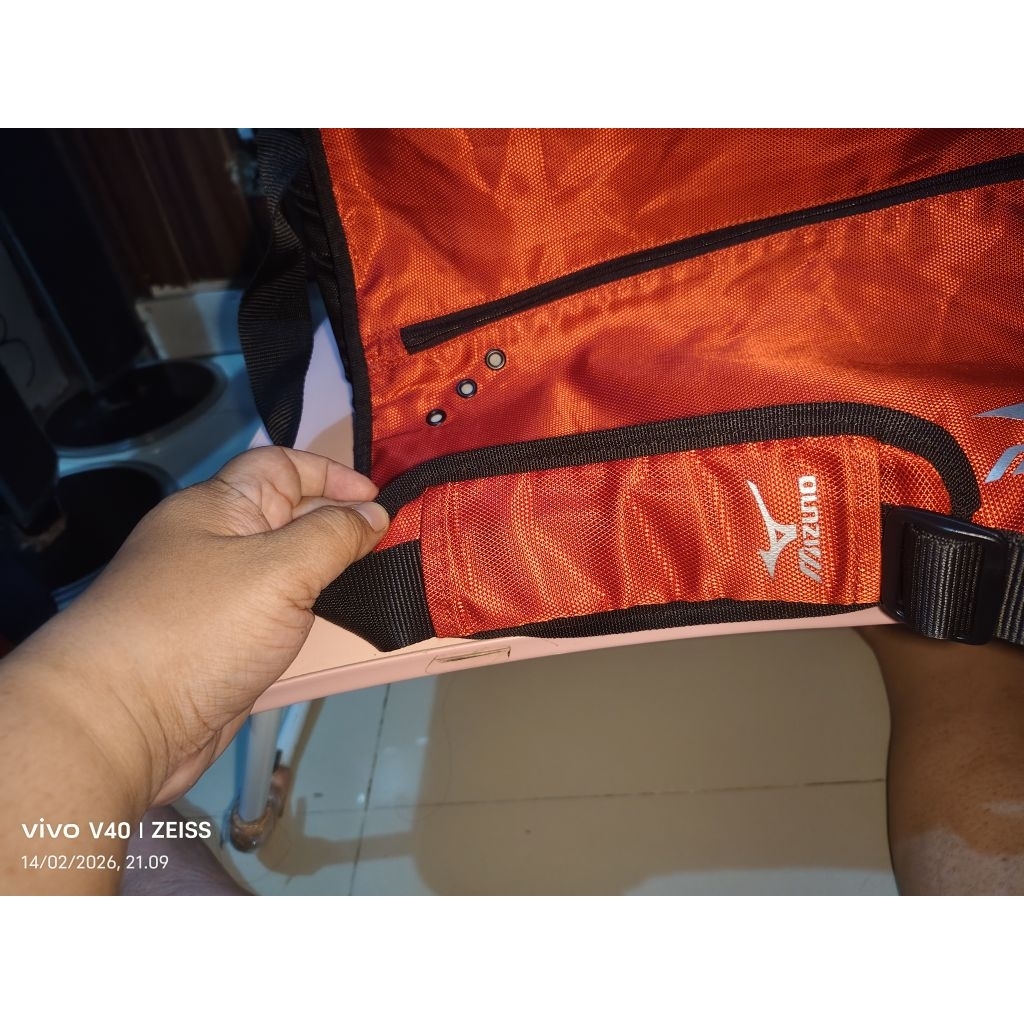 Tas Selempang Massanger Mizuno