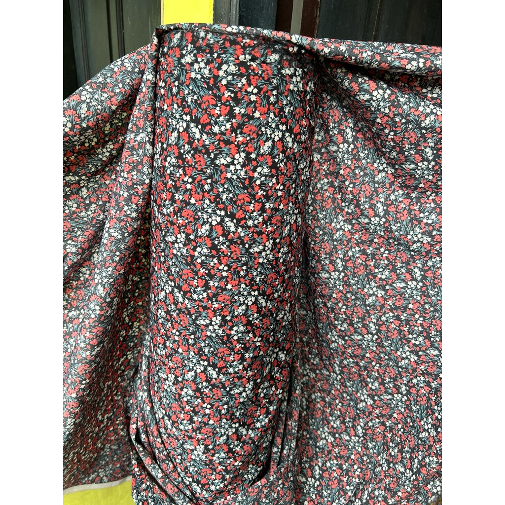 Kain crepe motif | kain crepe motif bunga kecil kecil